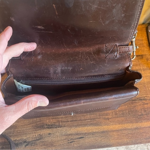 Vintage Dark Brown Leather Tri Fold Crossbody Wallet - Picture 7 of 12